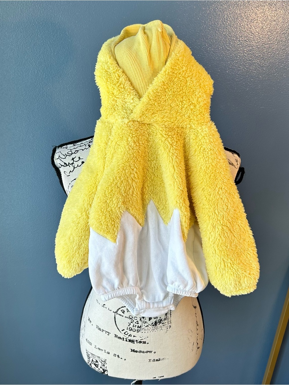 Old Navy Unisex Baby Chick Costume